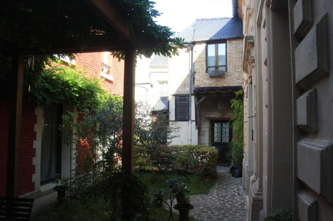 Le Refuge Des Cordeliers Apartamento Laon Exterior foto