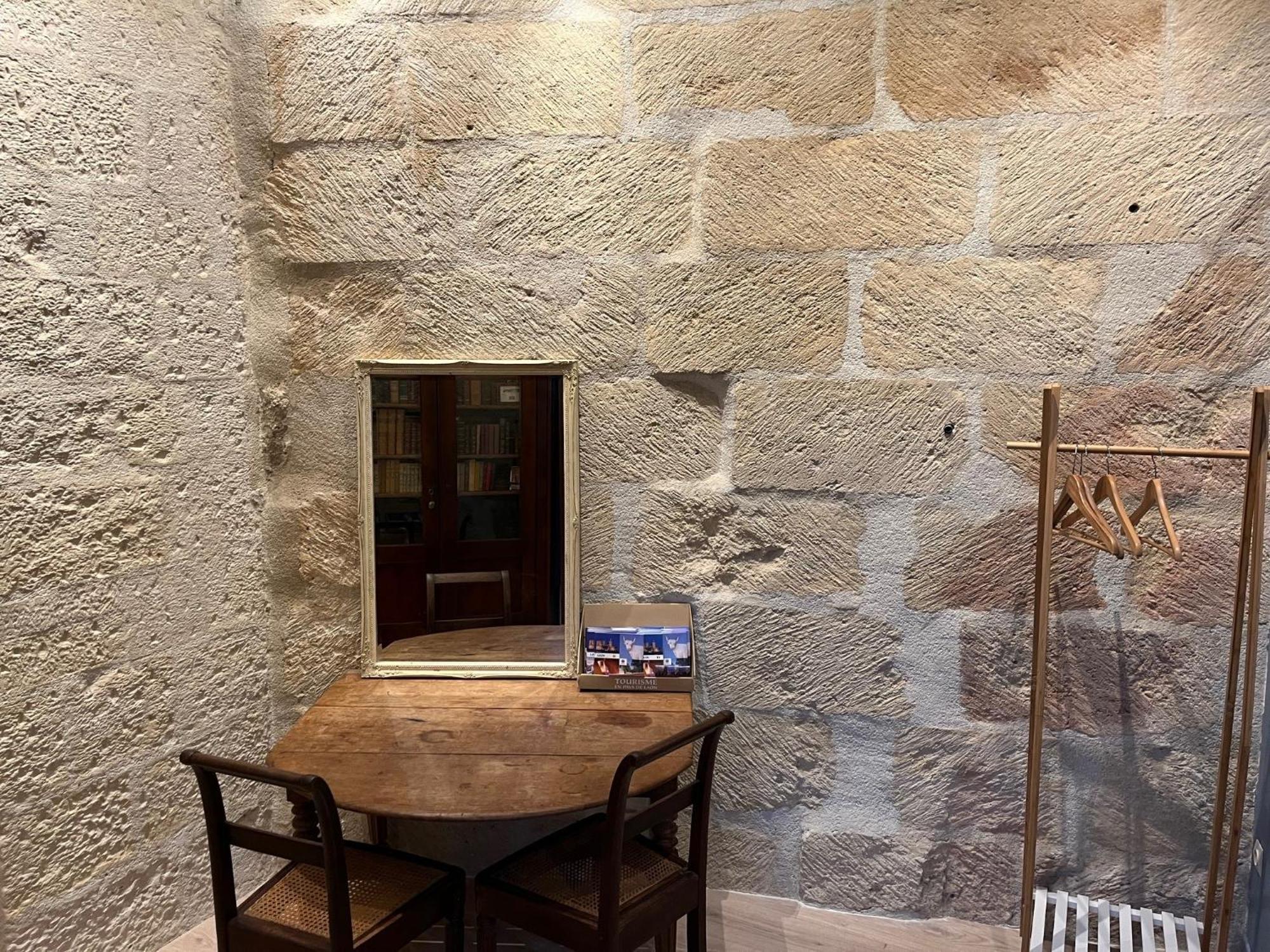 Le Refuge Des Cordeliers Apartamento Laon Quarto foto