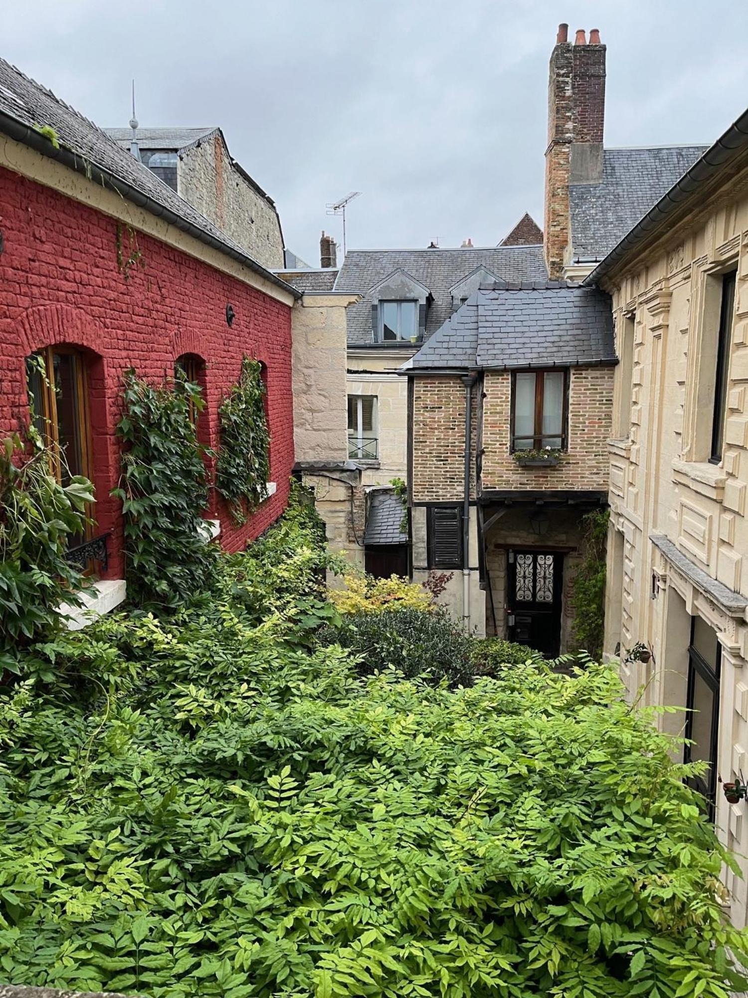 Le Refuge Des Cordeliers Apartamento Laon Exterior foto